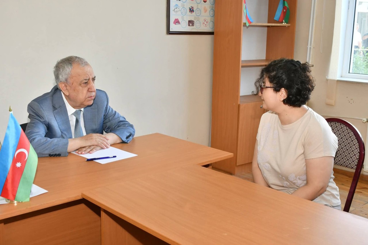 Malik İsaqov vətəndaşları qəbul etdi - FOTOLAR
