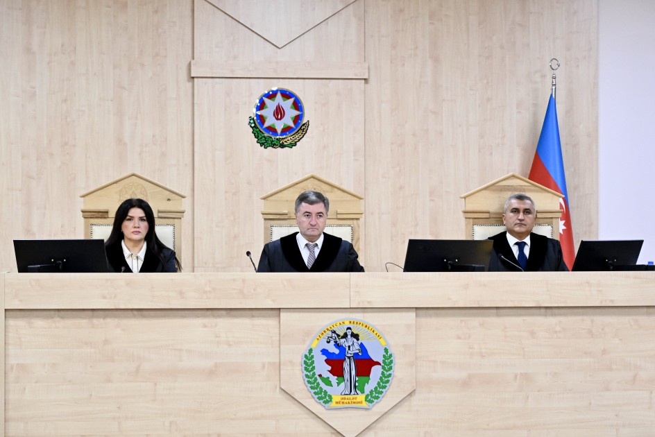 Arayikgilin apellyasiya məhkəməsi çıxışlarla davam etdirilib - FOTOLAR
