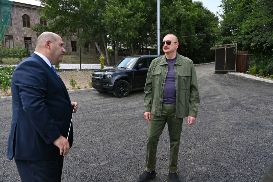 Dövlət başçısı Xocavəndin Quzeyxırman kəndində olub - FOTOLAR