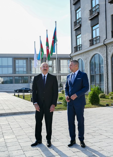 Slovakiya Prezidentinin şərəfinə rəsmi nahar verildi - FOTOLAR