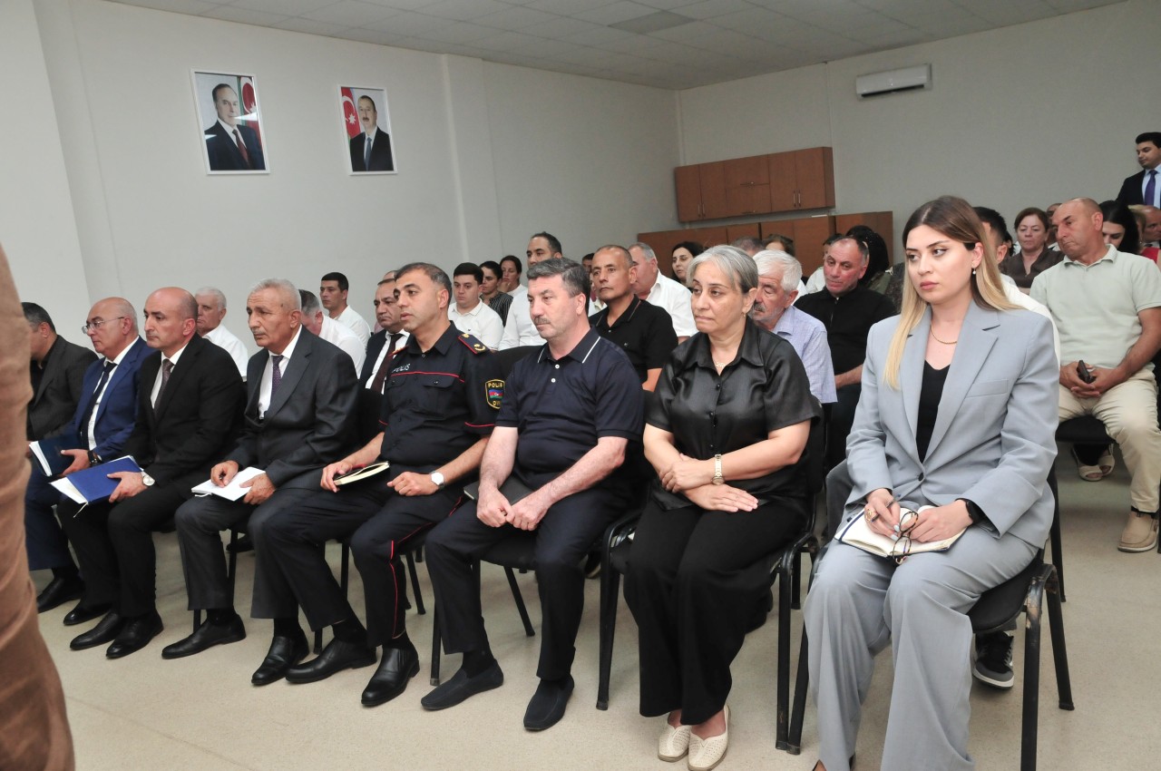 Abdin Fərzəliyev növbəti vətəndaş qəbulları və görüşlər keçirdi - FOTOLAR
