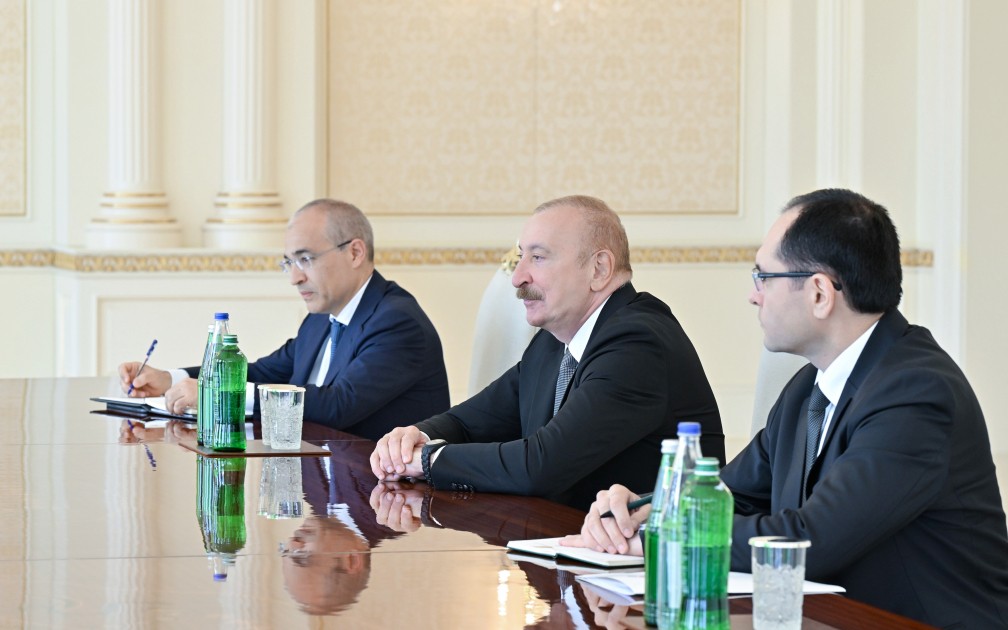 İlham Əliyev “John Deere” şirkətinin nümayəndə heyətini qəbul etdi - FOTOLAR