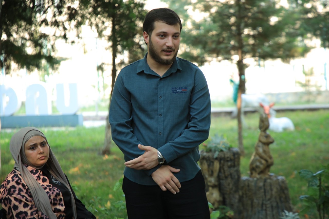 Niyazi Bayramov vətəndaşların müraciətlərini dinlədi - FOTOLAR