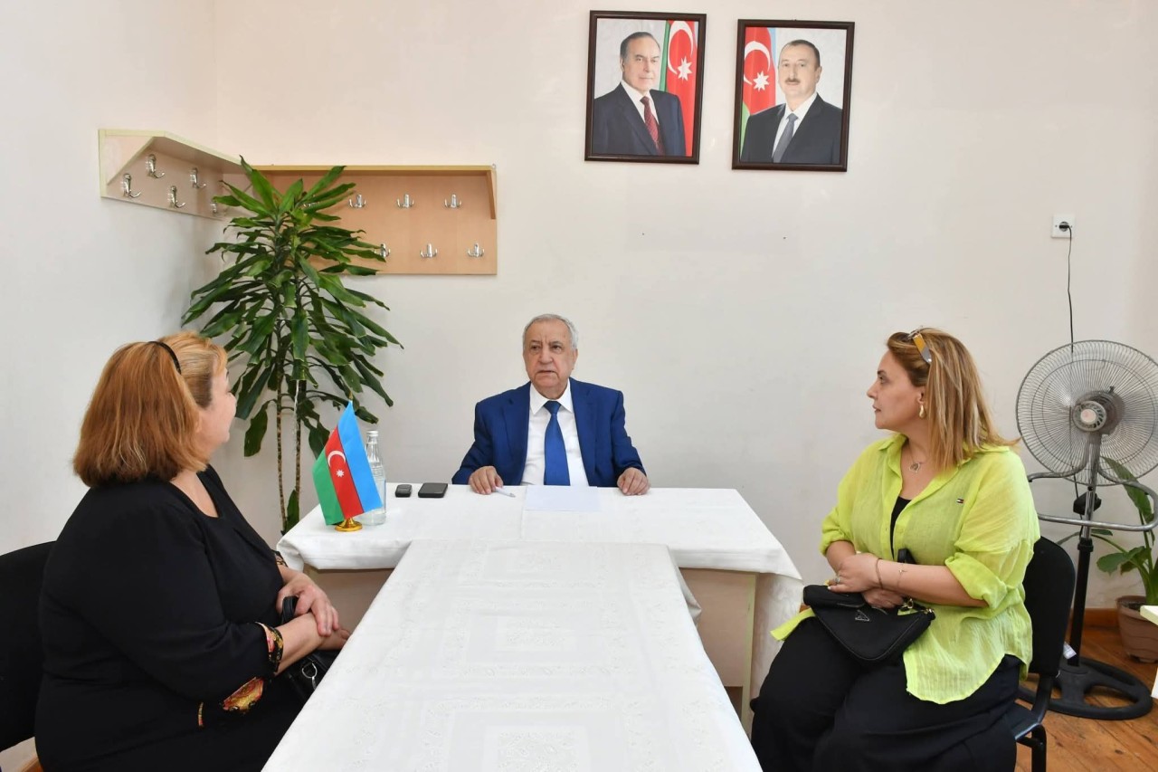 Malik İsaqov sakinlərin problemlərini dinlədi - FOTOLAR