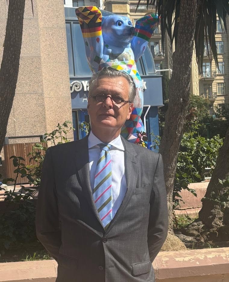 Almaniyanın yeni səfiri Bakıdadır - FOTOLAR