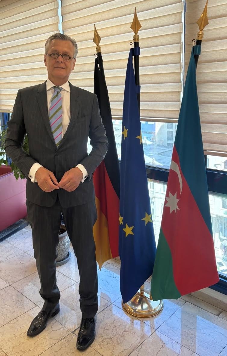 Almaniyanın yeni səfiri Bakıdadır - FOTOLAR