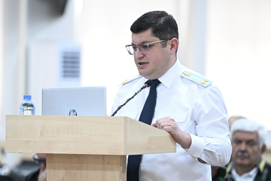 Arayikgilin məhkəməsində prokurorlar çıxışa başlayıb - FOTOLAR