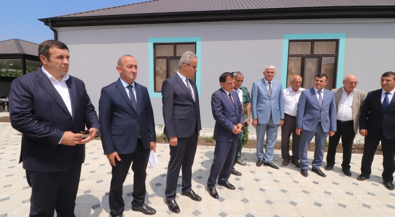 "Arkoz Qazax Sement Zavodu” MMC daha bir şəhid ailəsini sevindirdi - FOTOLAR