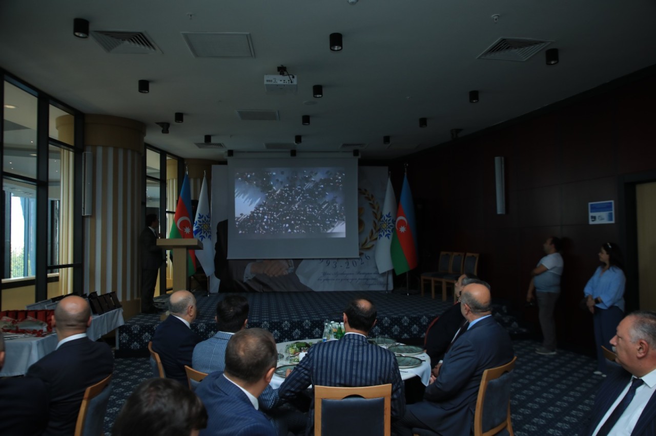 Niyazi Bayramov Səmərqənd şəhərində “Qardaş şəhərlər” I Beynəlxalq Forumunda iştirak edir - FOTOLAR