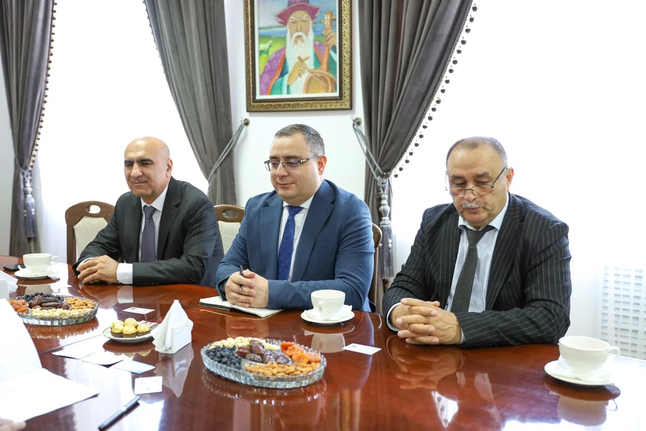 AzTU Özbəkistan və Qazaxıstan universitetləri ilə əməkdaşlığı genişləndirir - FOTOLAR