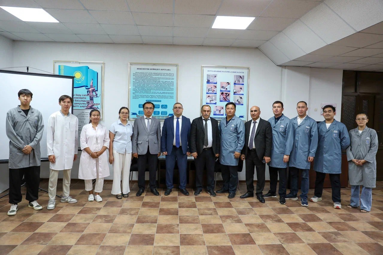 AzTU Özbəkistan və Qazaxıstan universitetləri ilə əməkdaşlığı genişləndirir - FOTOLAR
