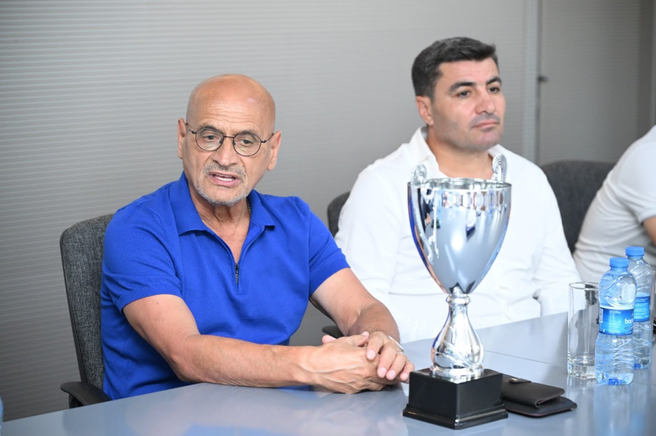 ASA rəhbərliyi gümüş medal qazanan futzal komandası ilə görüşdü - FOTOLAR