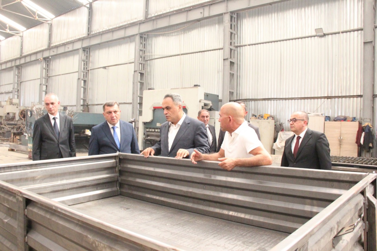Goranboyda sənaye və istehsal müəssisələrinin fəaliyyətinə baxış keçirildi  - FOTOLAR