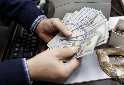 Azərbaycan Mərkəzi Bankının valyuta ehtiyatları azaldı 