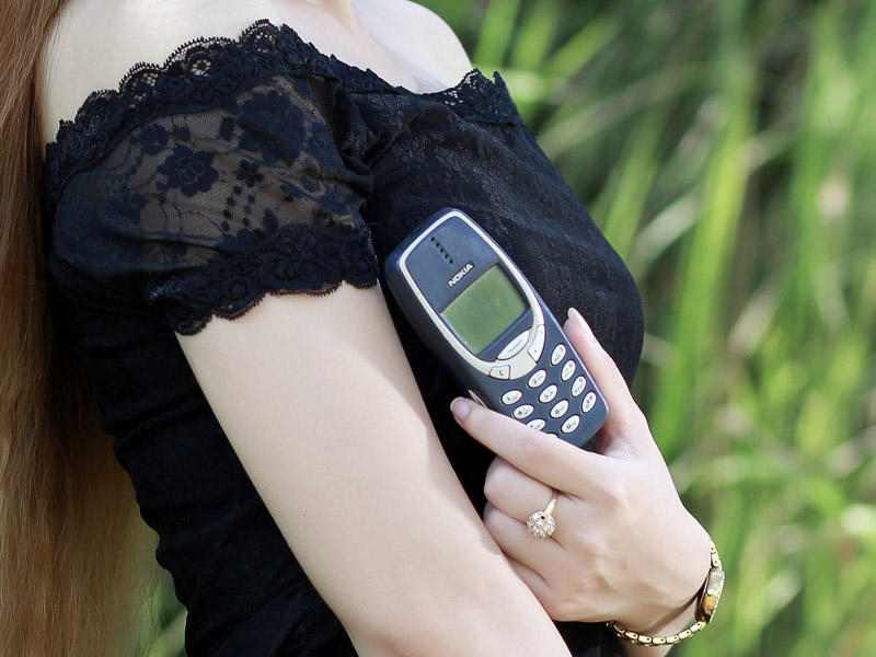 Nokia 3310 seks oyuncağı kimi istifadə edilir 
