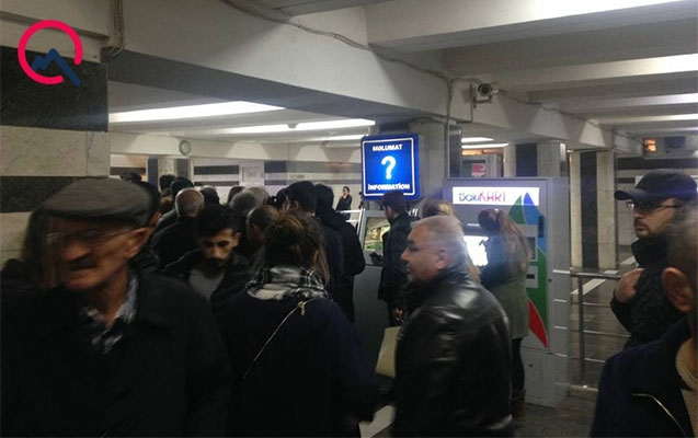 Bakı metrosunda problem yarandı -  FOTO