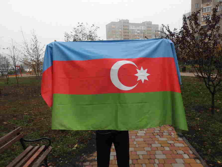 Dövlət Bayrağı Günü Kiyevdə aksiya -  FOTOLAR