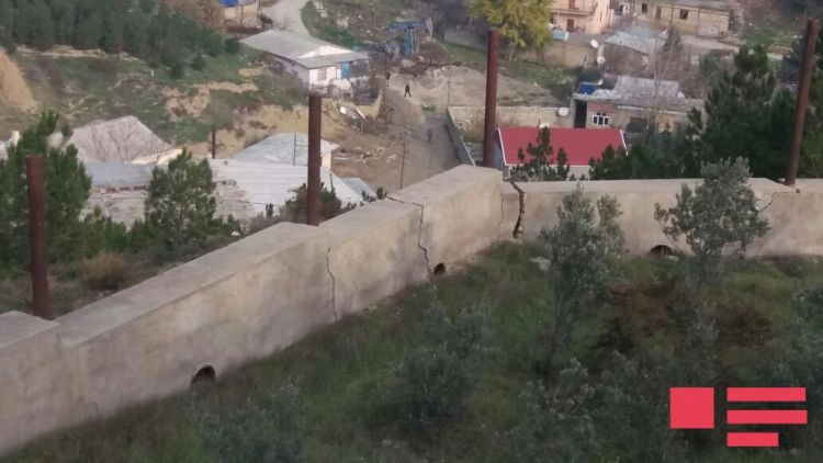 Bakıda teleqüllə yaxınlığında   SÜRÜŞMƏ (FOTO)