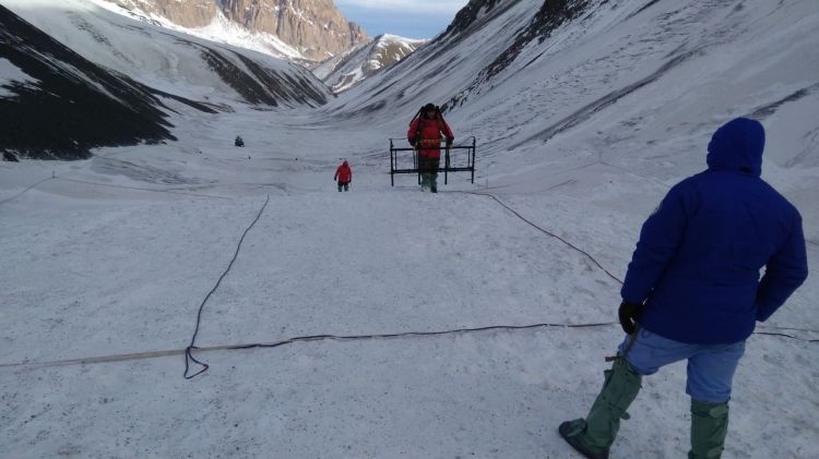 İtkin düşmüş alpinistlərdən nə xəbər var? - FOTO