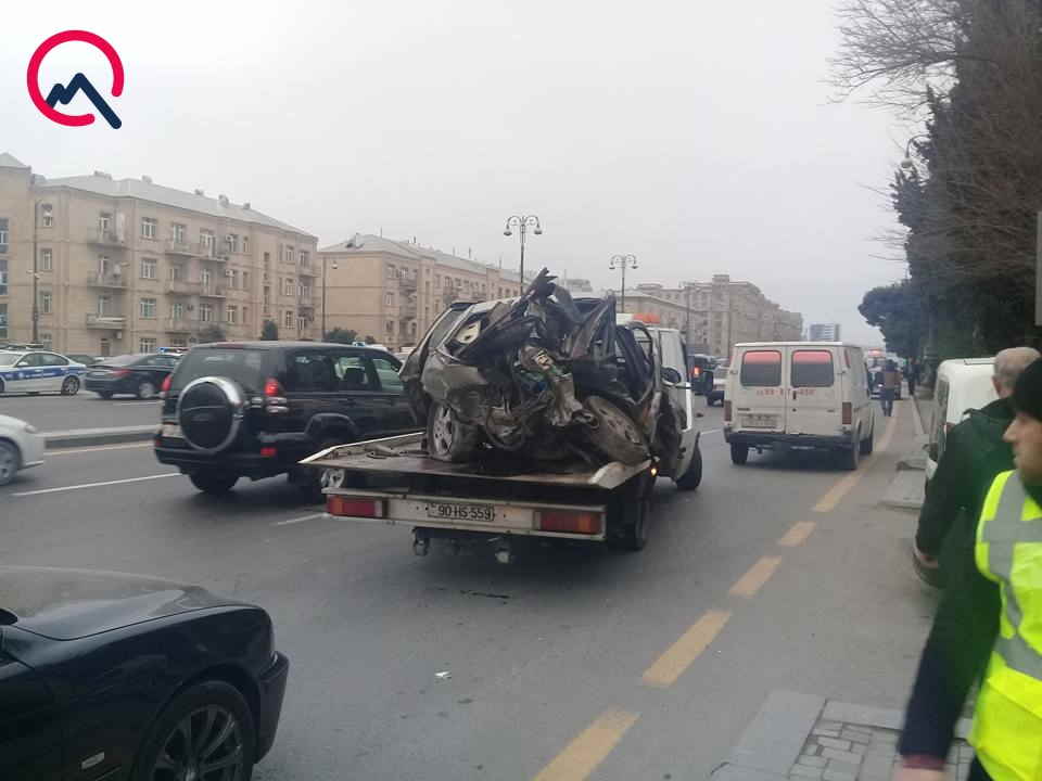 Bakıda dəhşətli qəza   - ÖLƏNLƏR VAR (FOTOLAR)