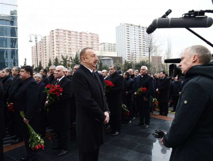 Prezident:  Azərbaycan daha güclü olmalıdır - FOTO