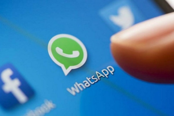 WhatsApp faydalı funksiyalarından birini dəyişdi 