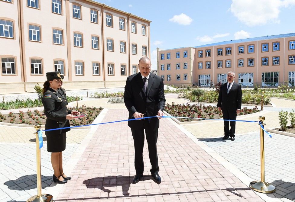 İlham Əliyev yeni Təlim-Tədris Mərkəzində - FOTOLAR