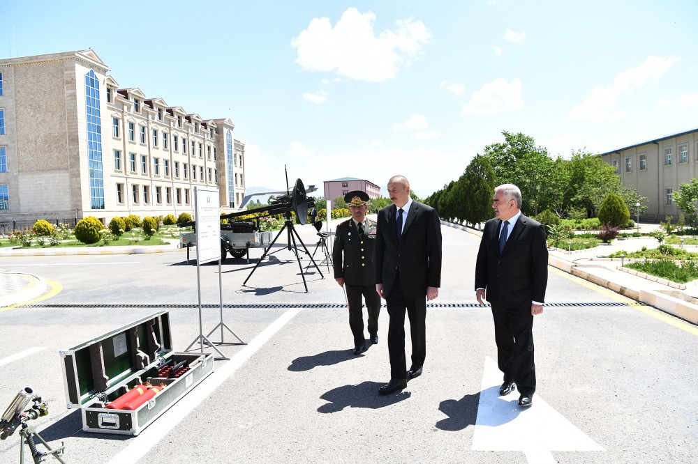 İlham Əliyev yeni Təlim-Tədris Mərkəzində - FOTOLAR