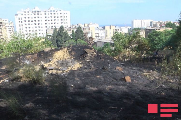 Bakının mərkəzindəki yanğınla bağlı      FHN məlumat yaydı (YENİLƏNİB-FOTOLAR)