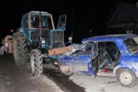 Göygöldə traktor 2 avtomobillə toqquşdu -  5 NƏFƏR XƏSARƏT ALDI