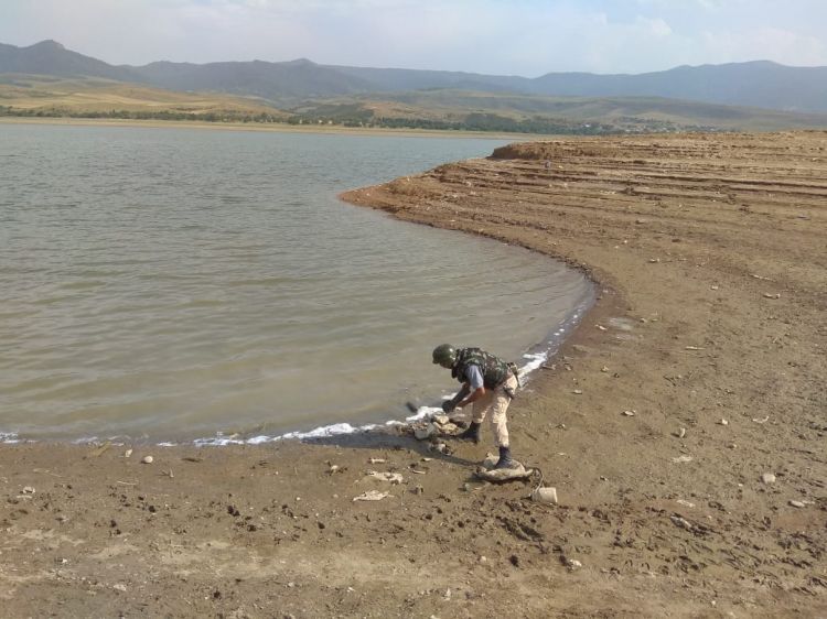 Su anbarından partlamış mərmilər tapıldı -  FOTO