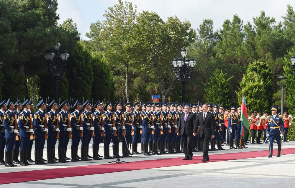 Tacikistan Prezidentinin rəsmi qarşılanma mərasimi keçirildi  - FOTOLAR