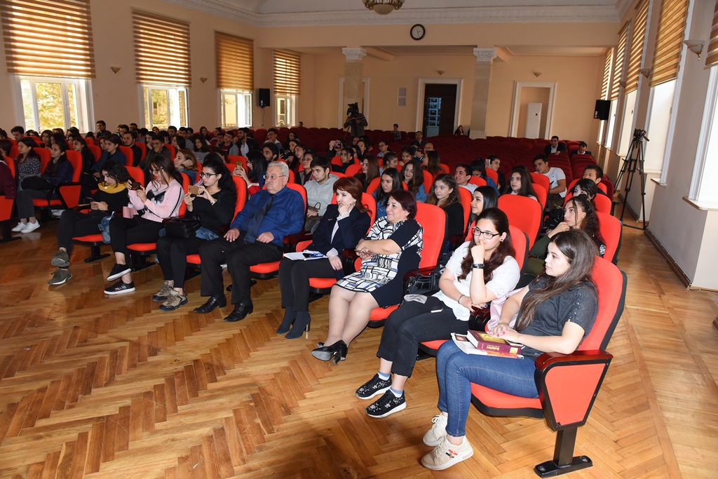 ADU-da Çin klassik musiqisinə həsr olunmuş konsert keçirildi    - FOTOLAR