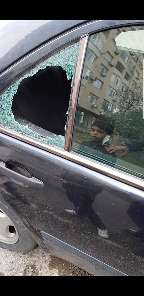 Bakıda vəkilin maşınına oğru girdi -   Hədə-qorxu gəlməyə çalışır (FOTO)