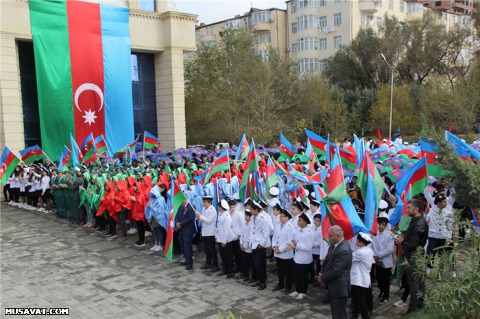 Abşeronda Dövlət Bayrağı Günü münasibəti ilə tədbir keçirilib -  FOTOLAR