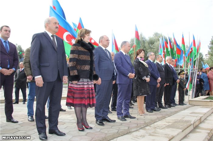 Abşeronda Dövlət Bayrağı Günü münasibəti ilə tədbir keçirilib -  FOTOLAR