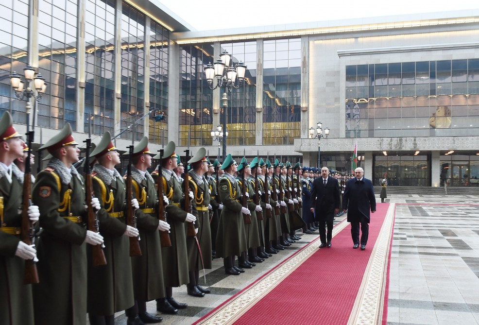  İlham Əliyev Minskdə belə qarşılandı   - FOTOLAR