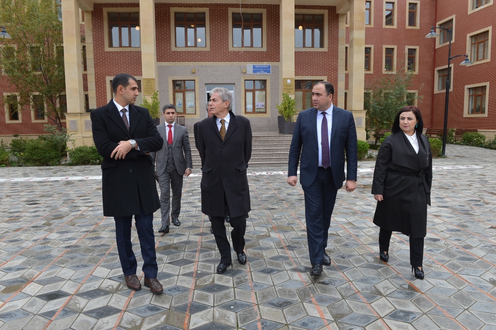 Komitədə italiyalı diplomatla görüş oldu    - FOTO