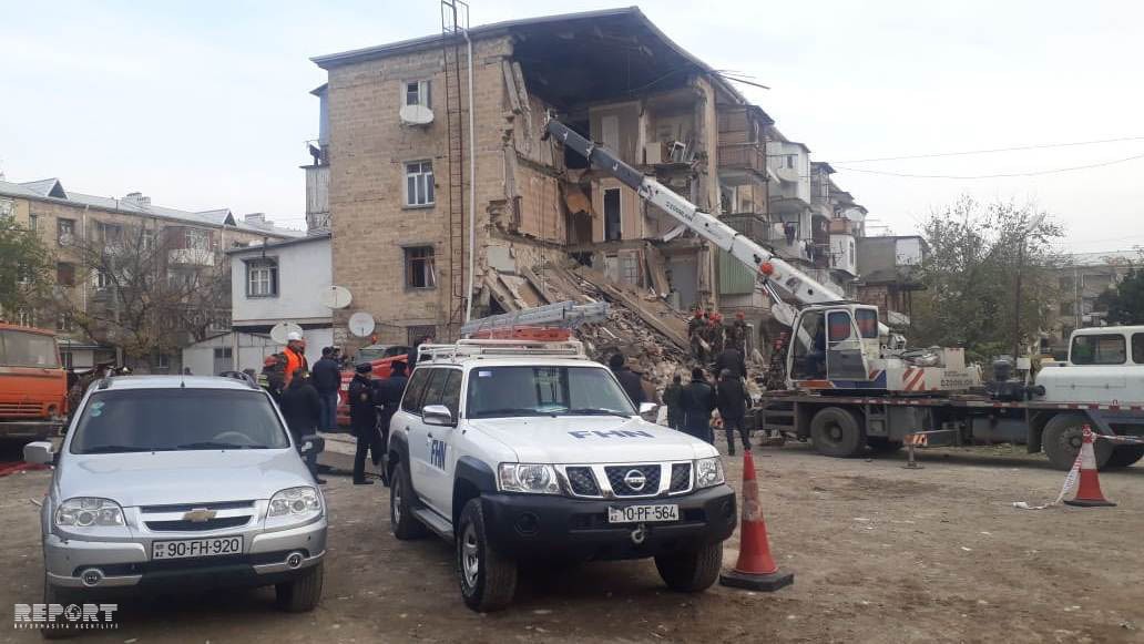 Gəncədə binada PARTLAYIŞ -  ÖLƏNLƏNRİN SAYI 3-ə ÇATDI (FOTOLAR-YENİ-3)