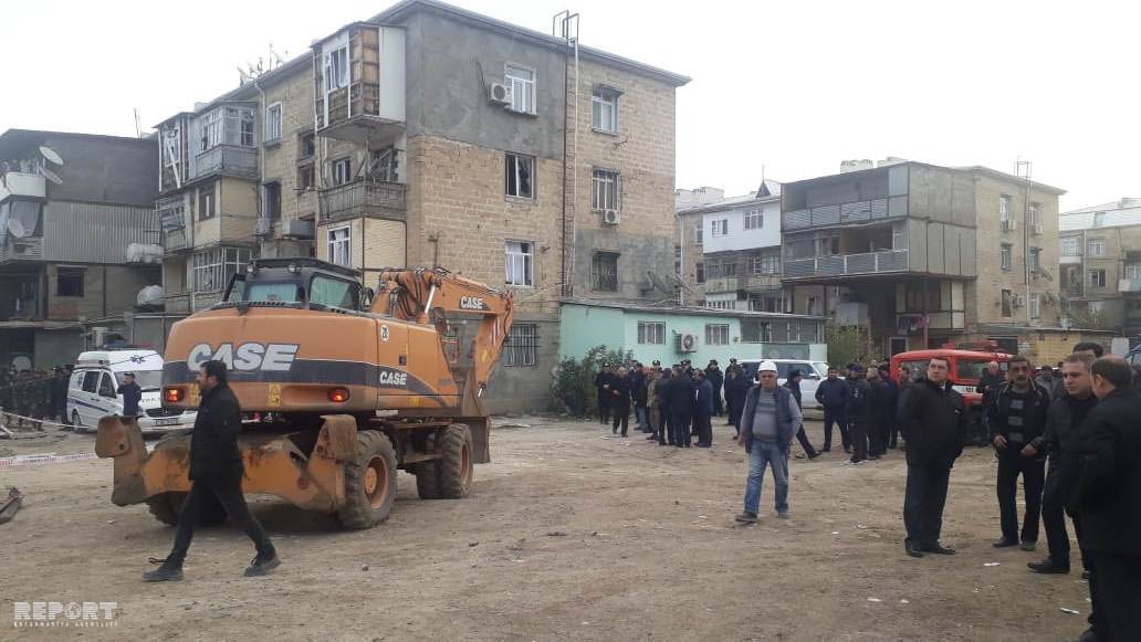 Gəncədə binada PARTLAYIŞ -  ÖLƏNLƏNRİN SAYI 3-ə ÇATDI (FOTOLAR-YENİ-3)