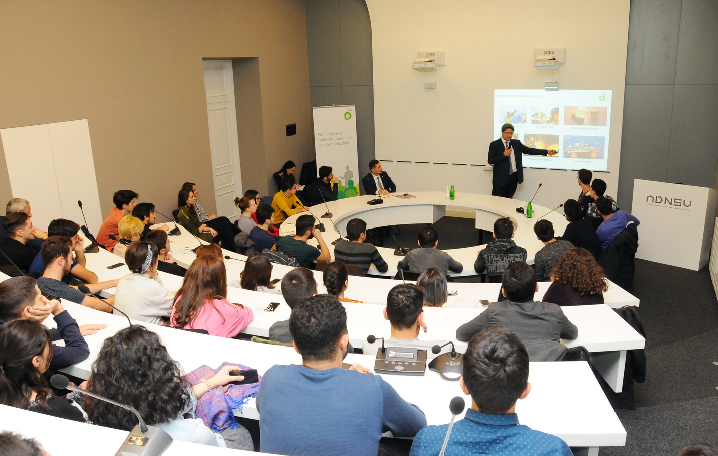 BP-nin vitse prezidenti ADNSU-da seminar keçdi    - FOTO