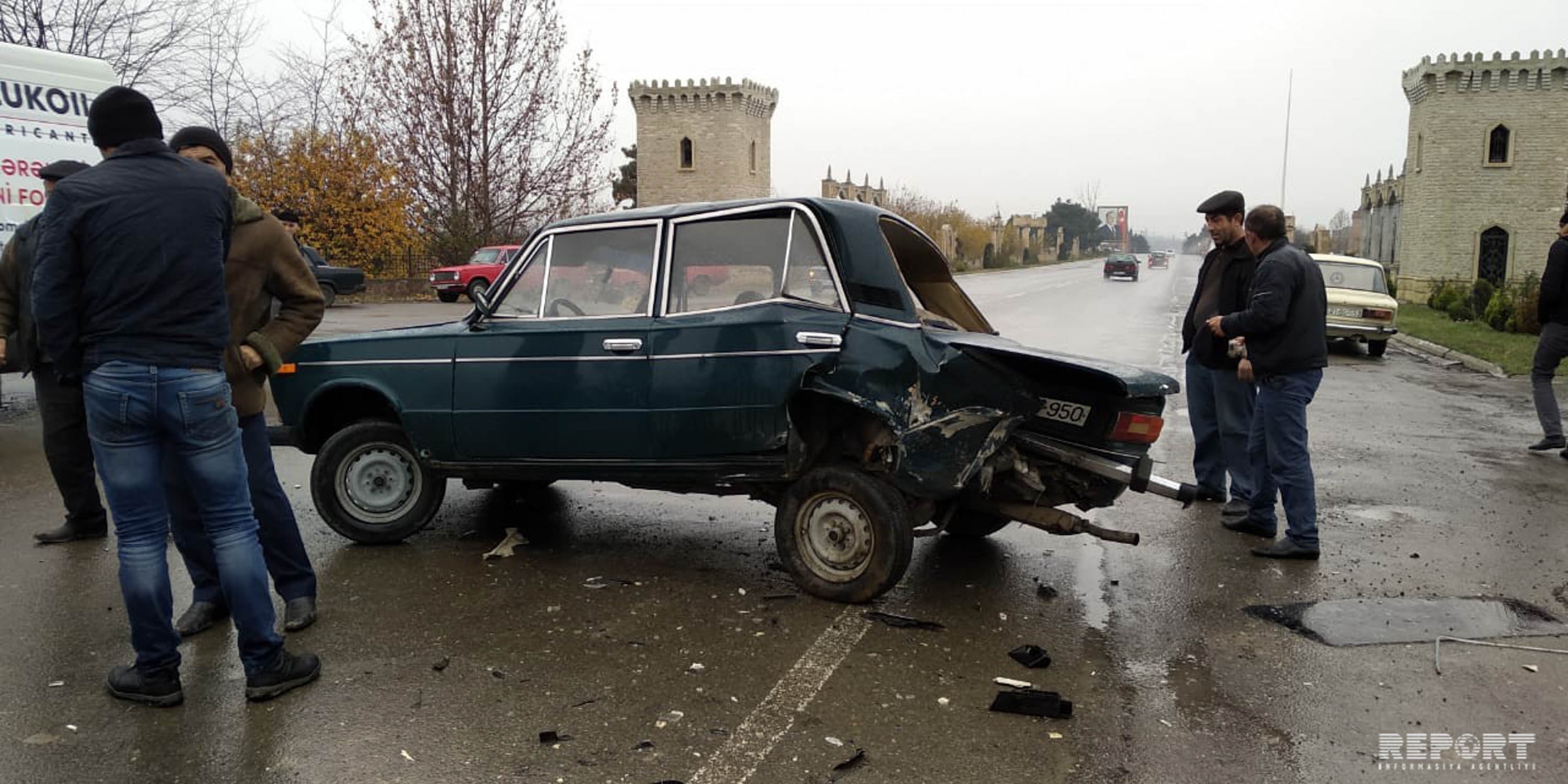Bakı-Qazax yolunda iki avtomobil toqquşdu -  FOTOLAR