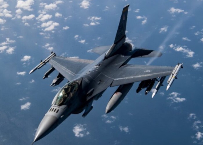 ABŞ-də F-16 qırıcısı qəzaya uğradı 