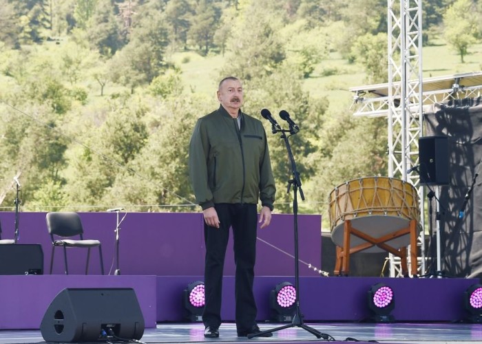 İlham Əliyevin Şuşada “Xarıbülbül” Festivalındakı çıxışı - VİDEO