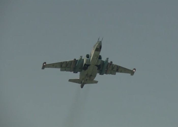 Su-25 Ukrayna Silahlı Qüvvələrinə zərbə endirdi